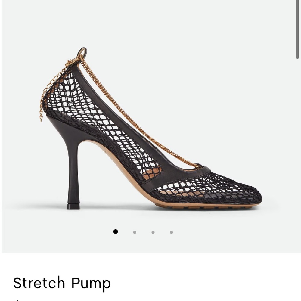 Bottega Veneta Black Heels with Pointed Toe and Stiletto Heel - Picture 4 of 4